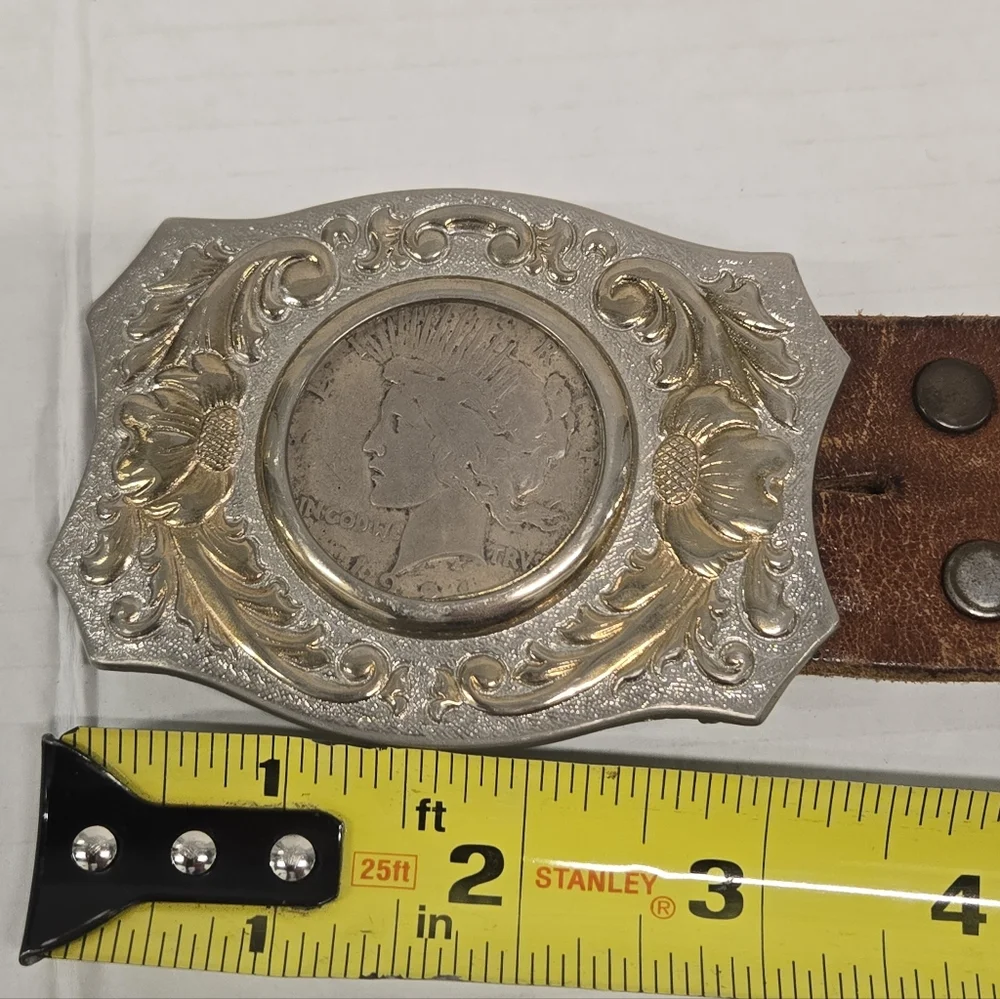 Vintage Belt Buckle w/ 1900 Morgan Silver Plated Dollar by‎ Chambers Belt Co.